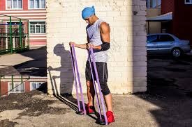 东契奇连续4场砍下30+ 自13年科比后首个湖人后卫